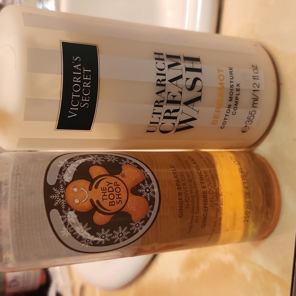 Body shop ginger sparkle body wash & VS bergmont shower cream wash
